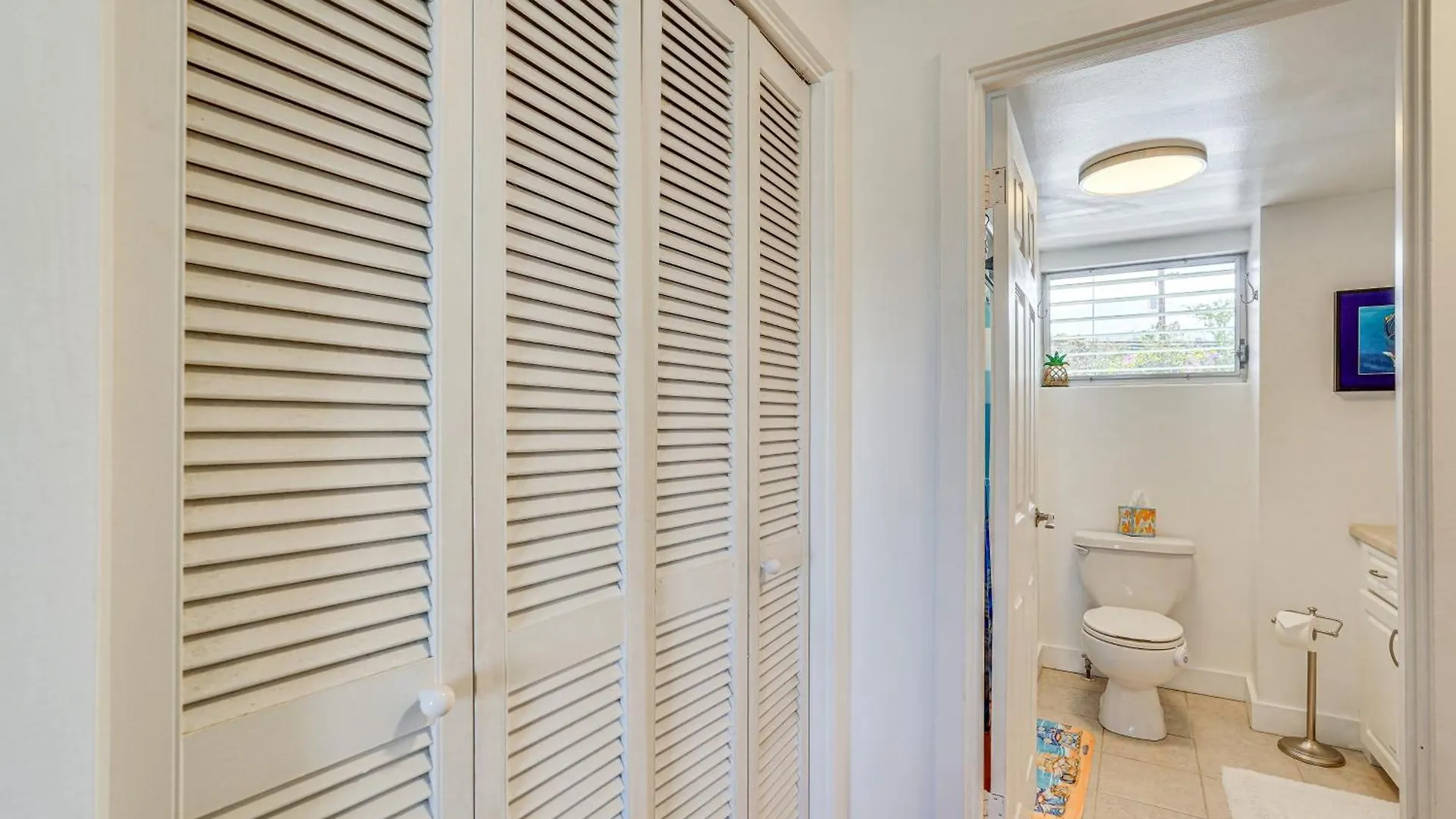 Apartment Kailua-Kona Condo With Balcony Walk To The Beach!